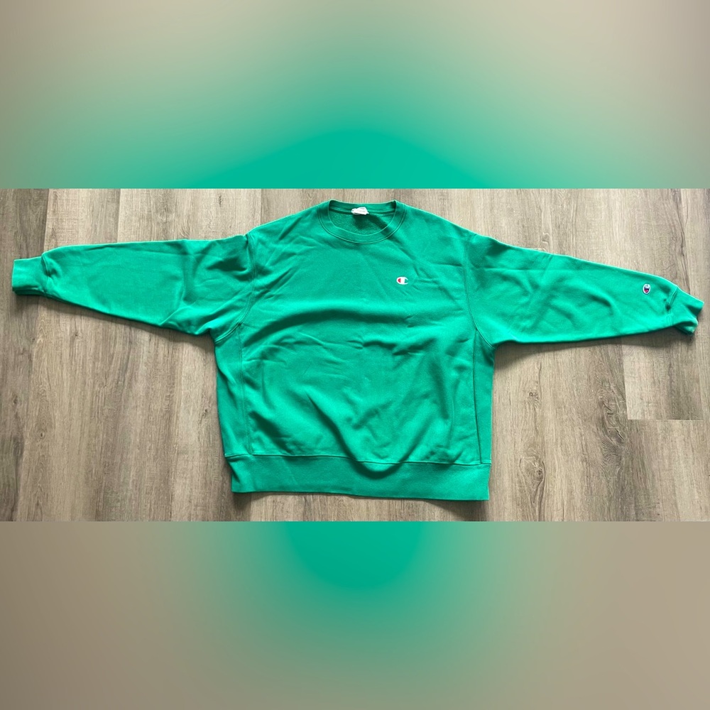 Pine Green Champion Vintage Oversized Boxy fit rare UO reverse weave sweatshirt!
